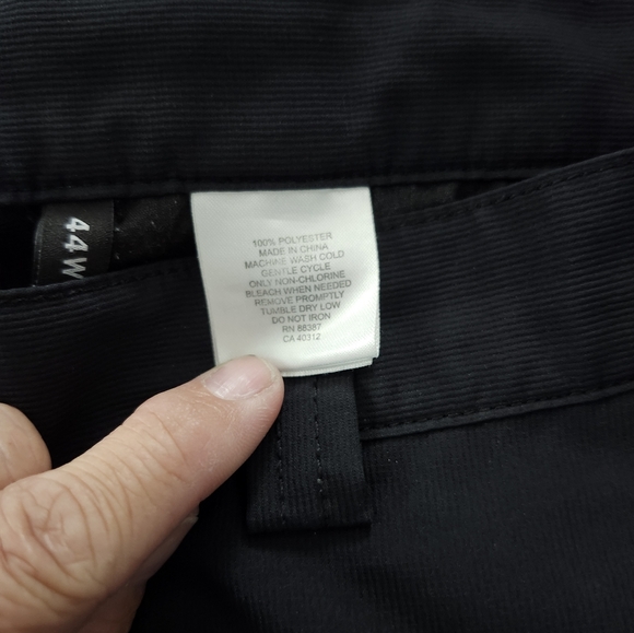 Ashworth Golf Shorts - Picture 4 of 5